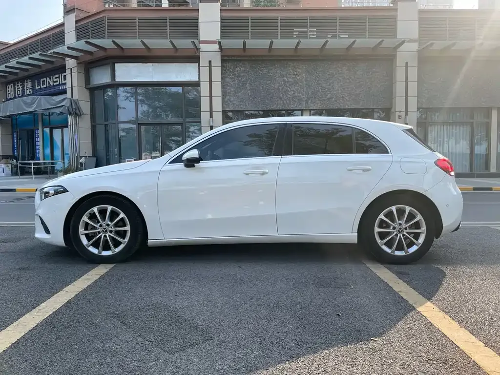 Mercedes-Benz A-Class (Import) — фото 3