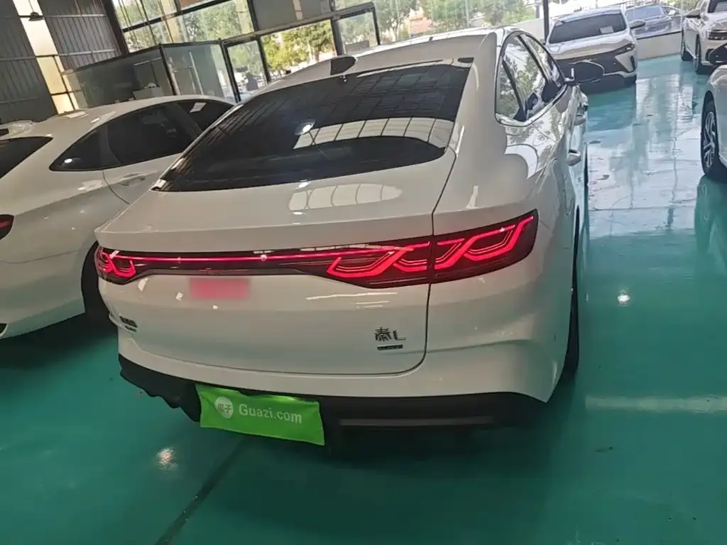 BYD Qin L — фото 8