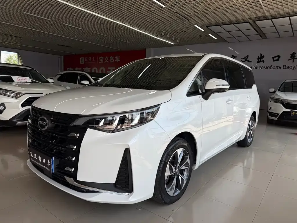 GAC Motor Trumpchi M6 — фото 1