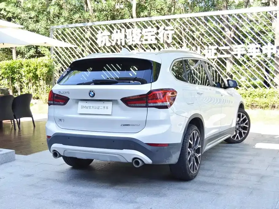 BMW X1 — фото 4