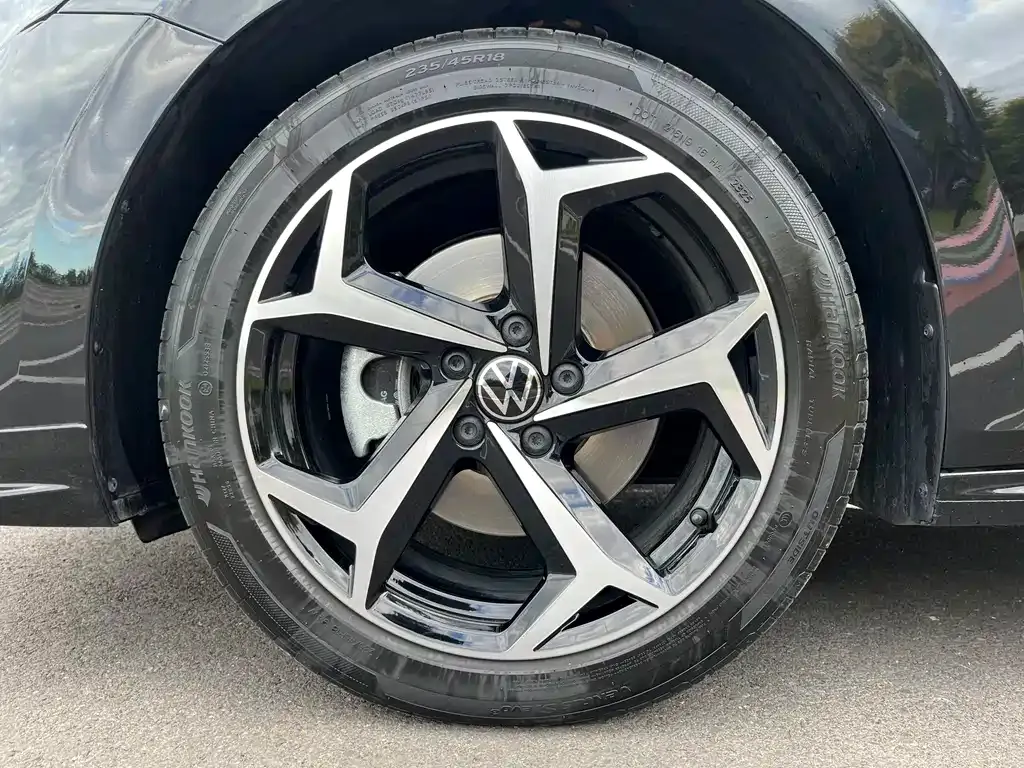 Volkswagen Passat — фото 5