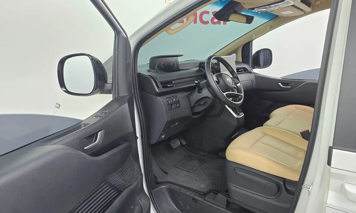 Hyundai Staria — фото 3