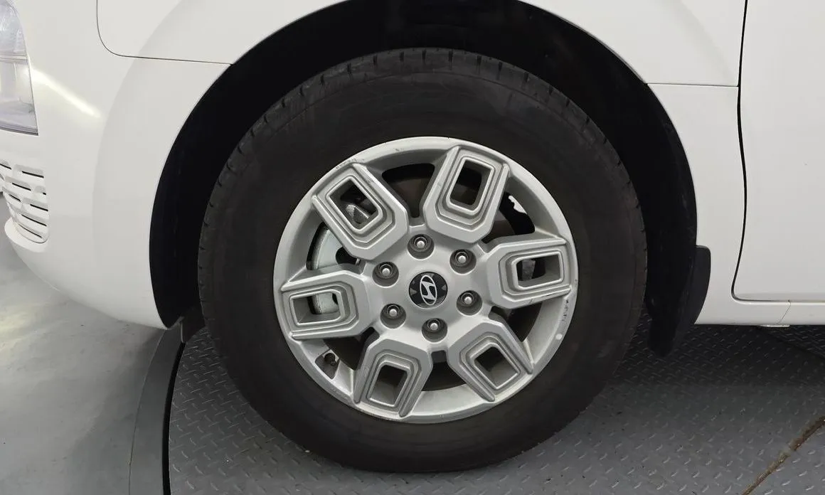 Hyundai Staria — фото 9