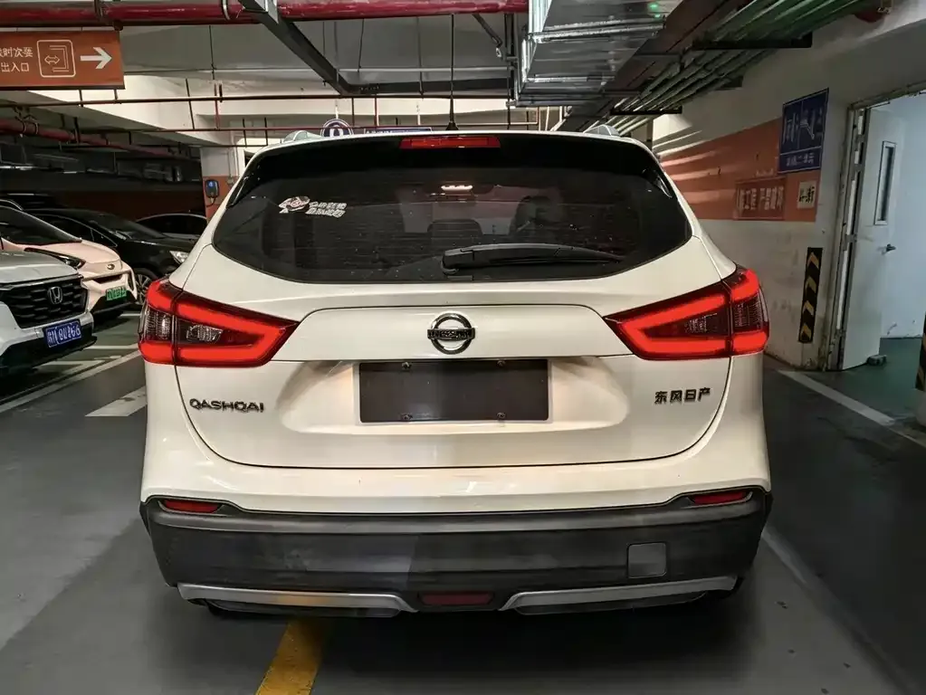 Nissan Qashqai — фото 5