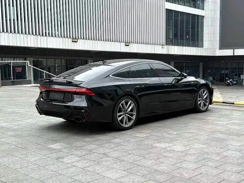 Audi A7 — фото 6