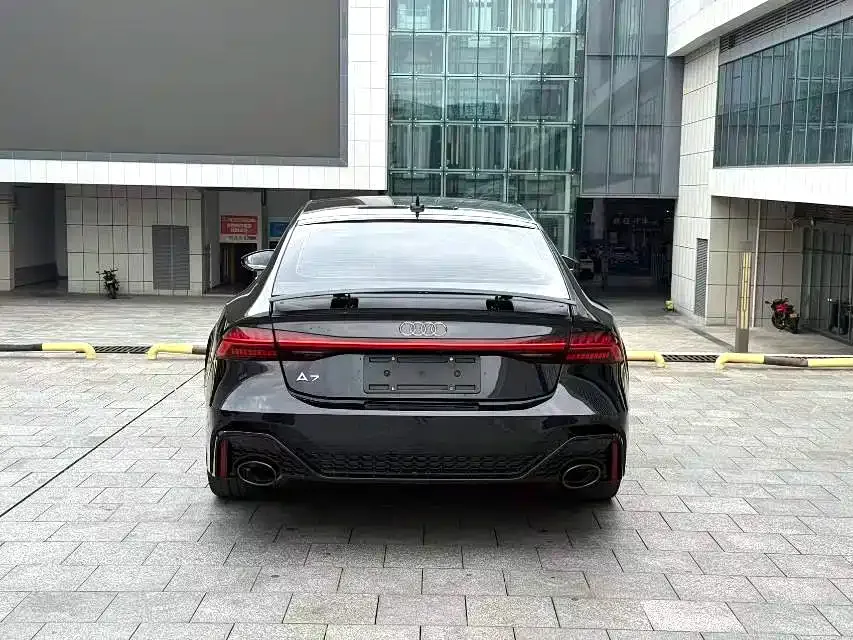 Audi A7 — фото 8