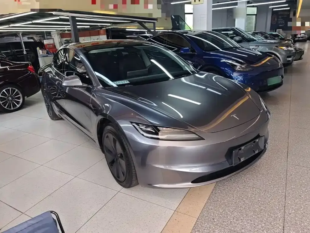 Tesla Model 3 — фото 5