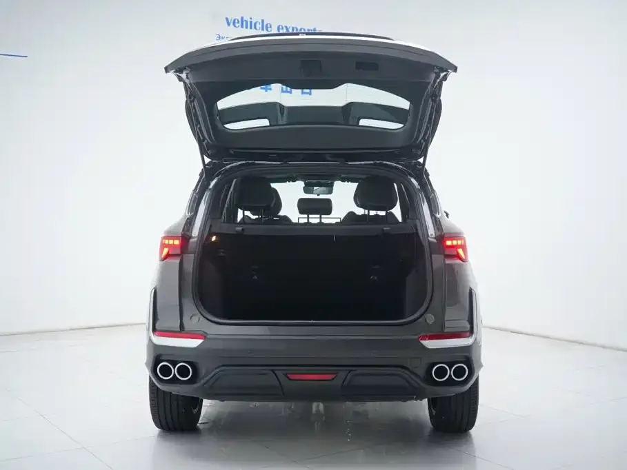 Geely Binyue — фото 10