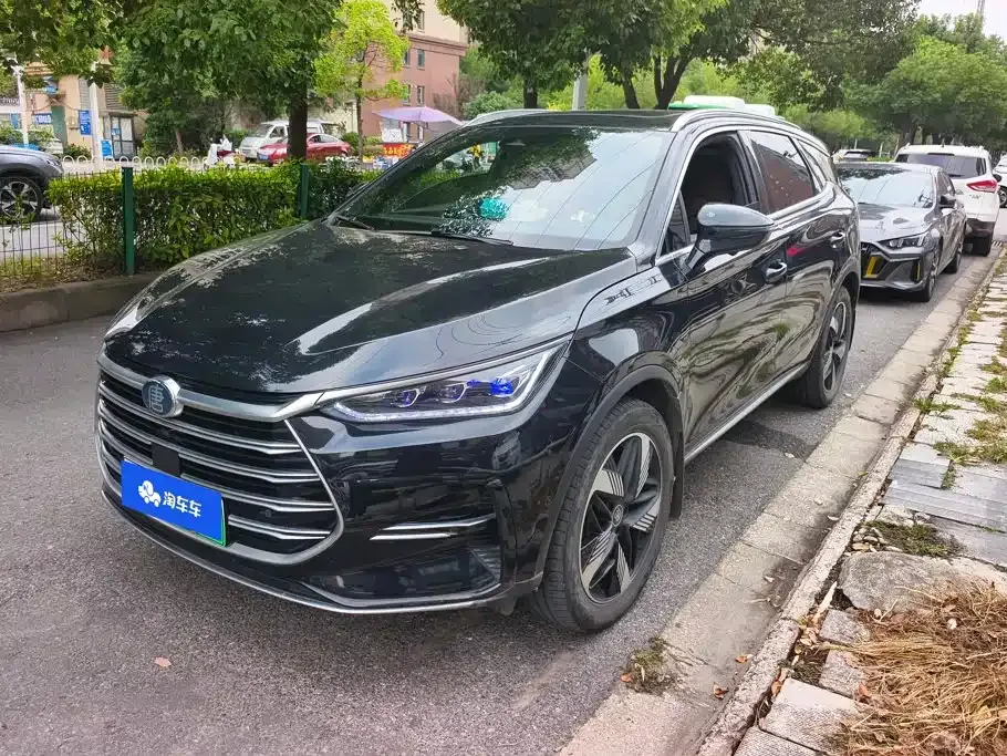 BYD Tang New Energy — фото 1