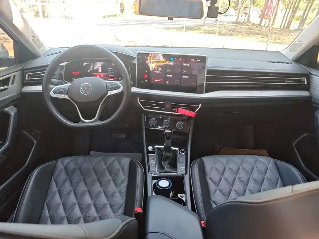 Volkswagen Sagitar — фото 2