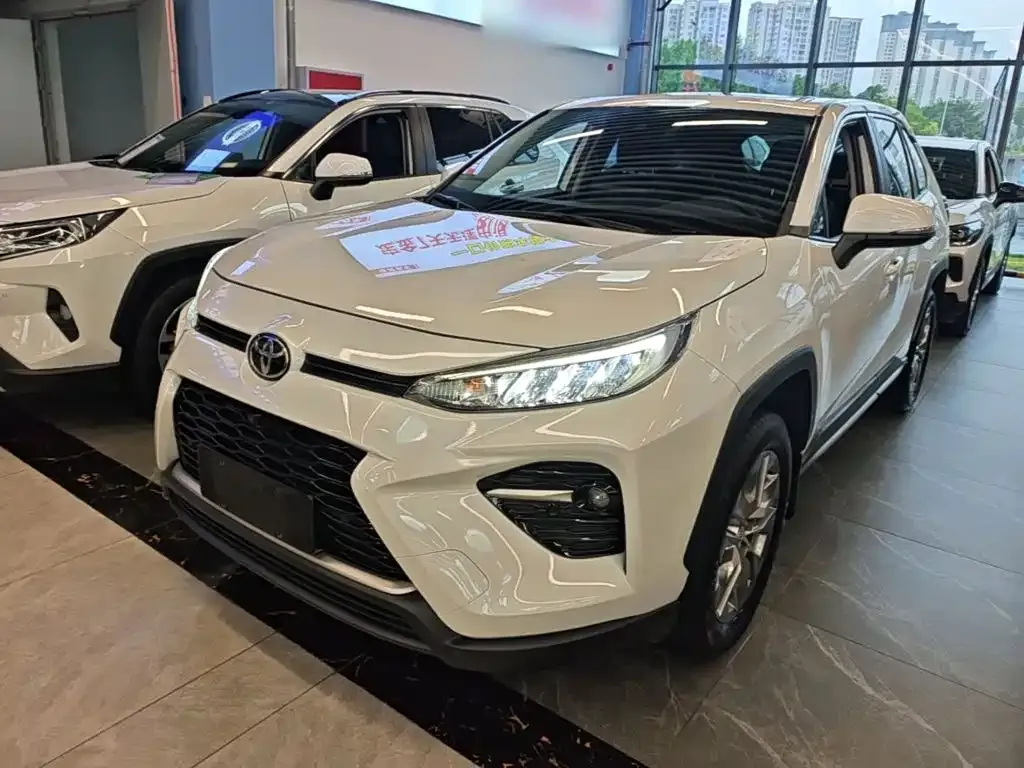 Toyota Wildlander — фото 1