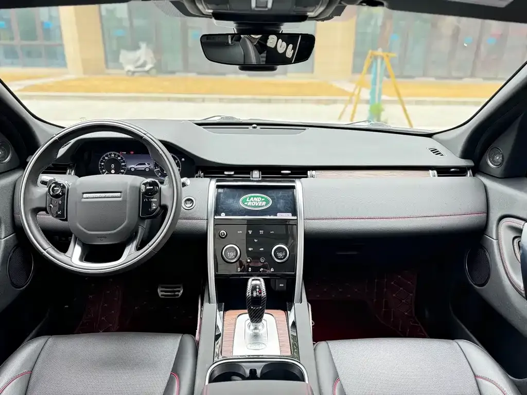 Land Rover Discovery Sport — фото 8