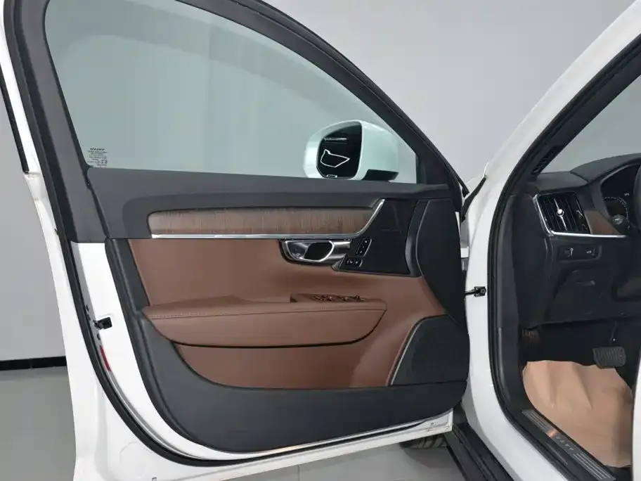 Volvo V90 — фото 2