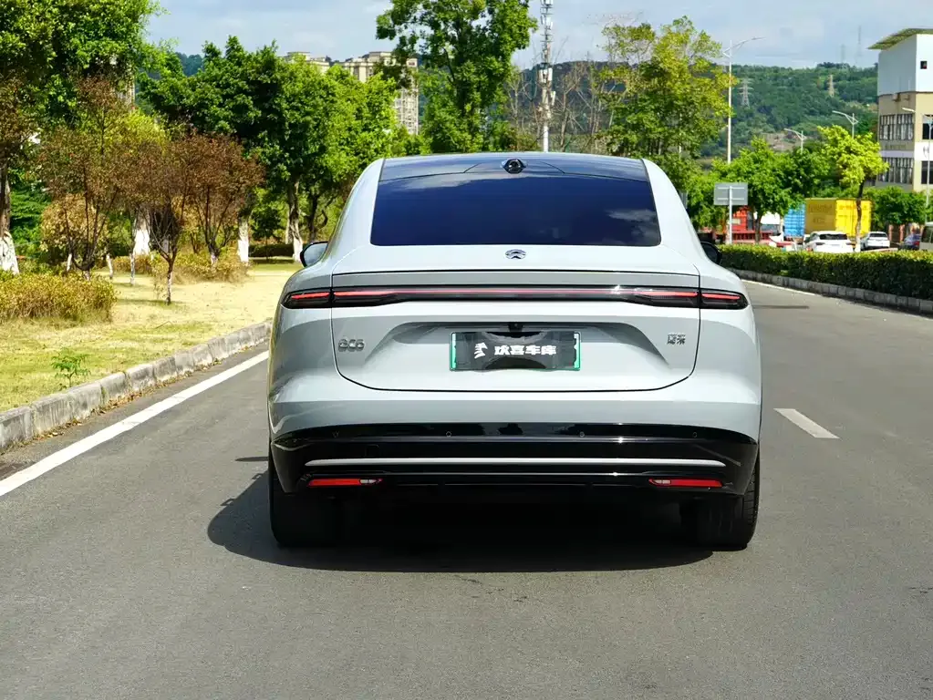 NIO EC6 — фото 6