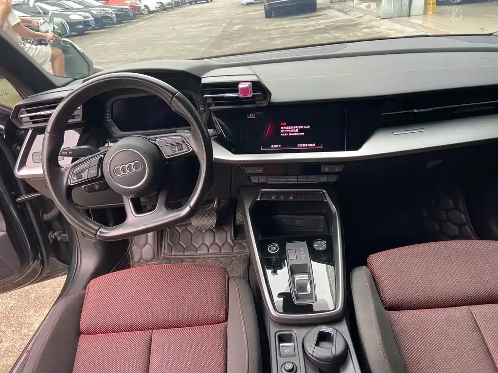 Audi A3 — фото 2