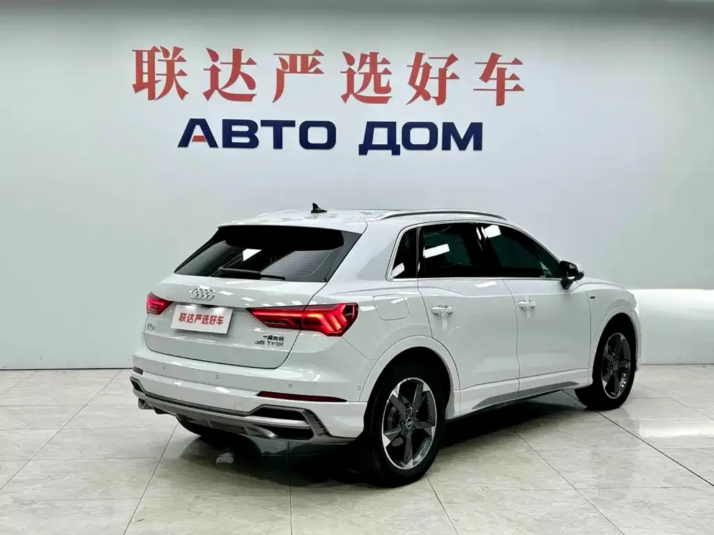 Audi Q3 — фото 3