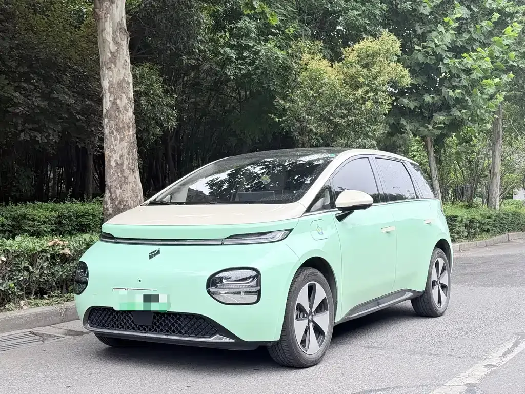 Baojun Yunduo — фото 1