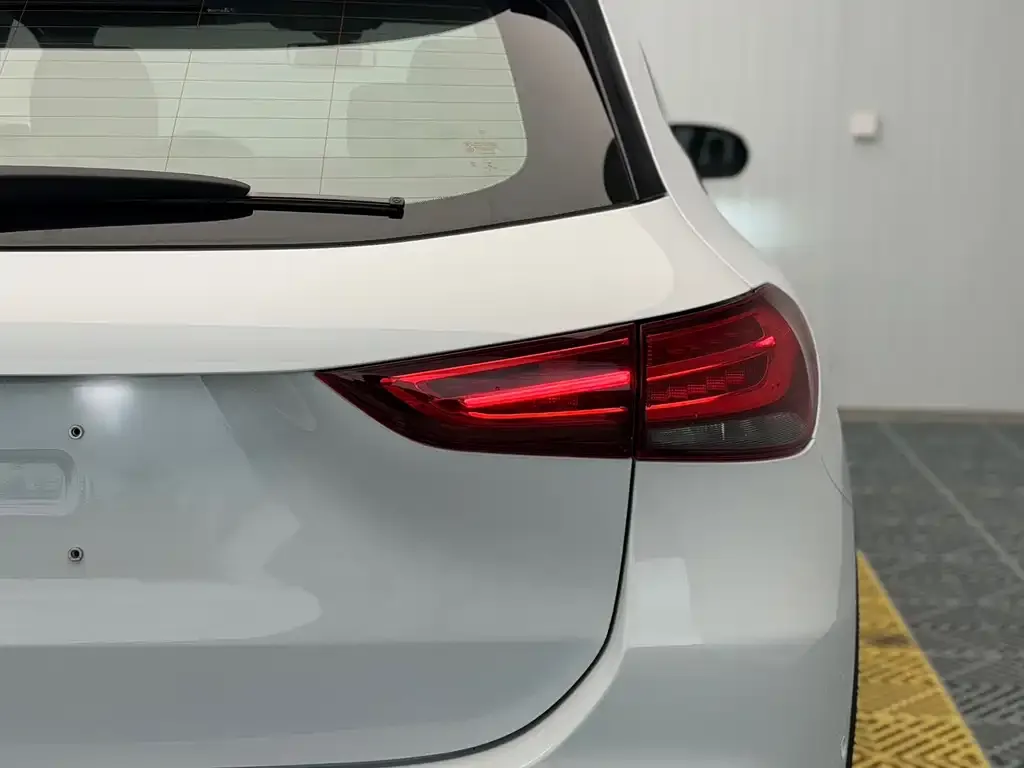 Mercedes-Benz GLA — фото 5