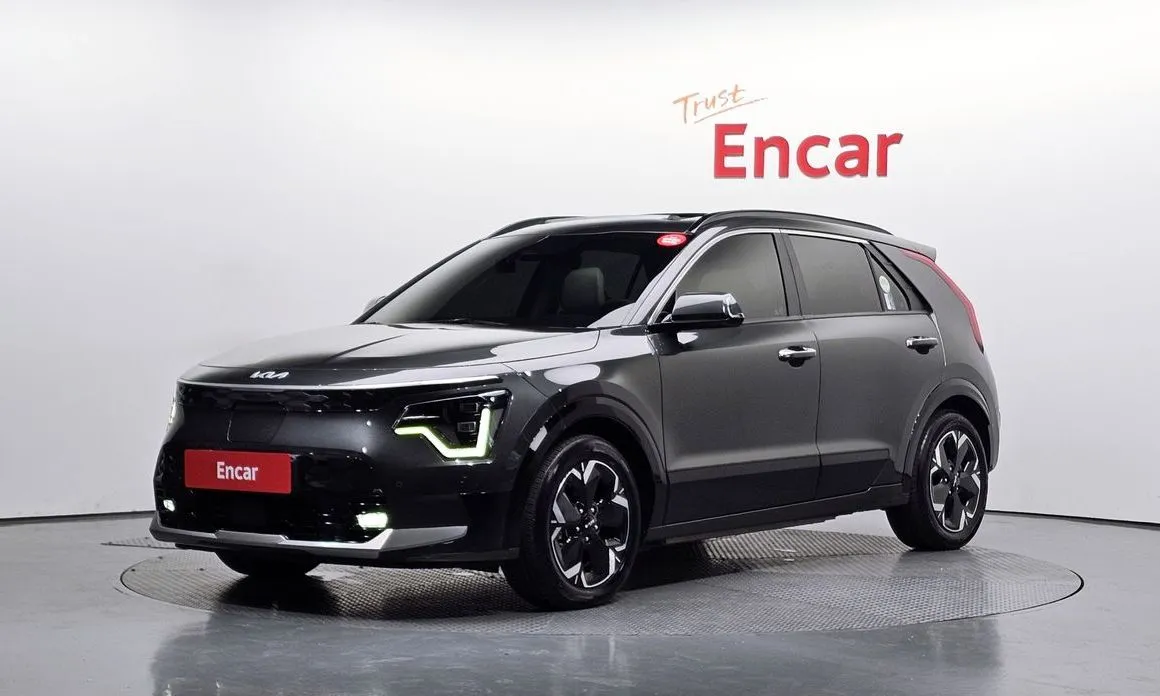 Kia Niro — фото 1