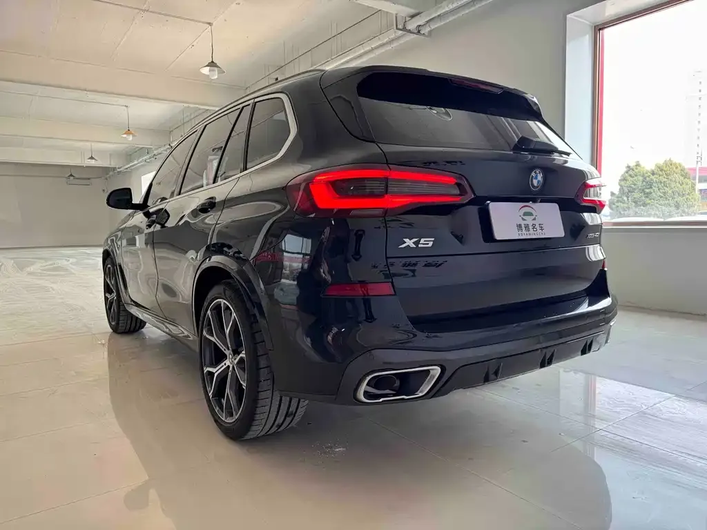 BMW X5 (Import) — фото 3