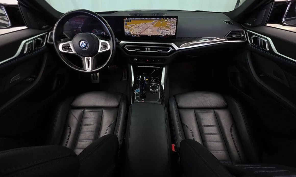 BMW i4 — фото 10