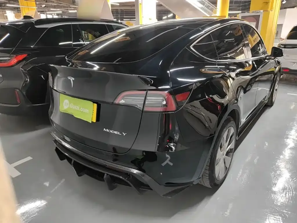 Tesla Model Y — фото 7