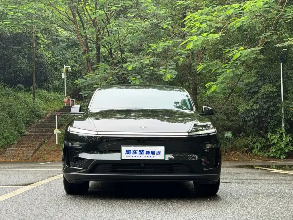 Tesla Model Y — фото 7