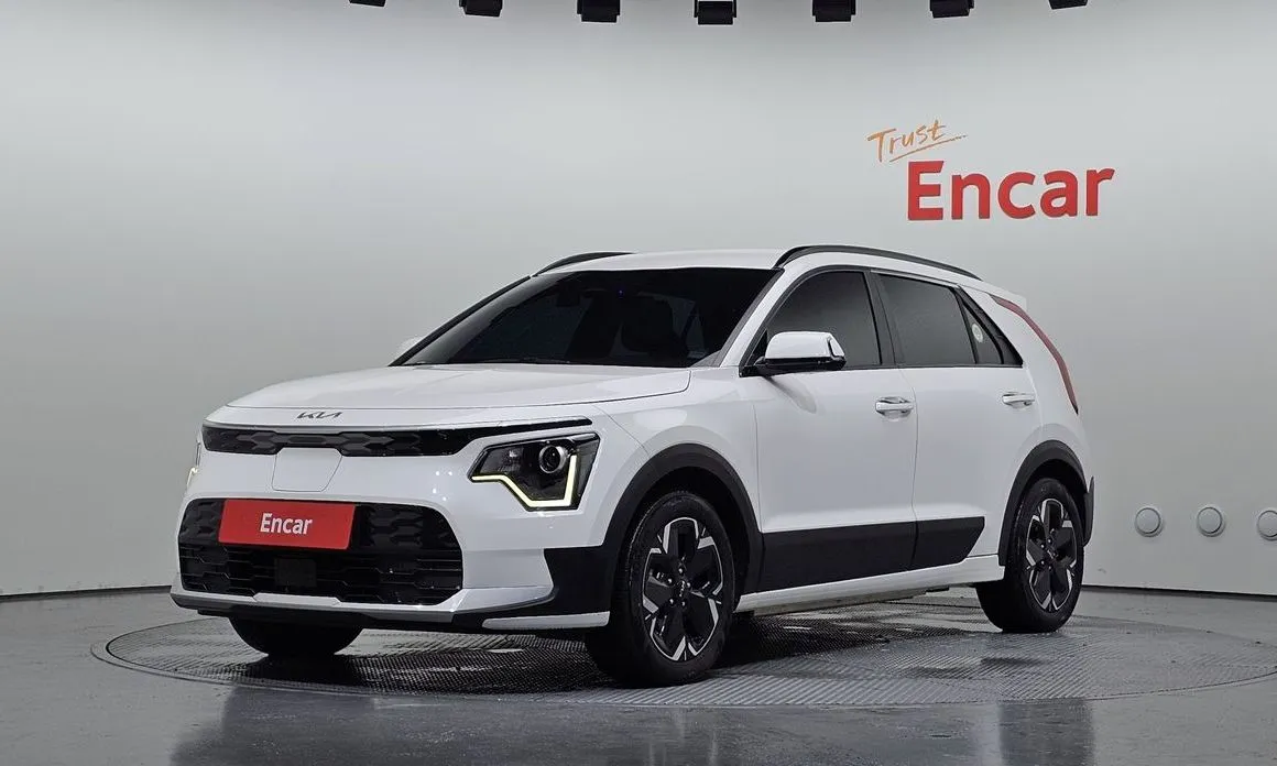 Kia Niro — фото 1