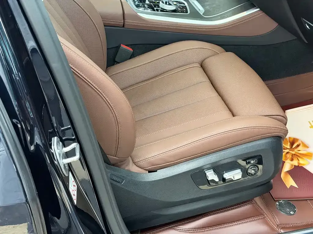 BMW X5 (Import) — фото 10