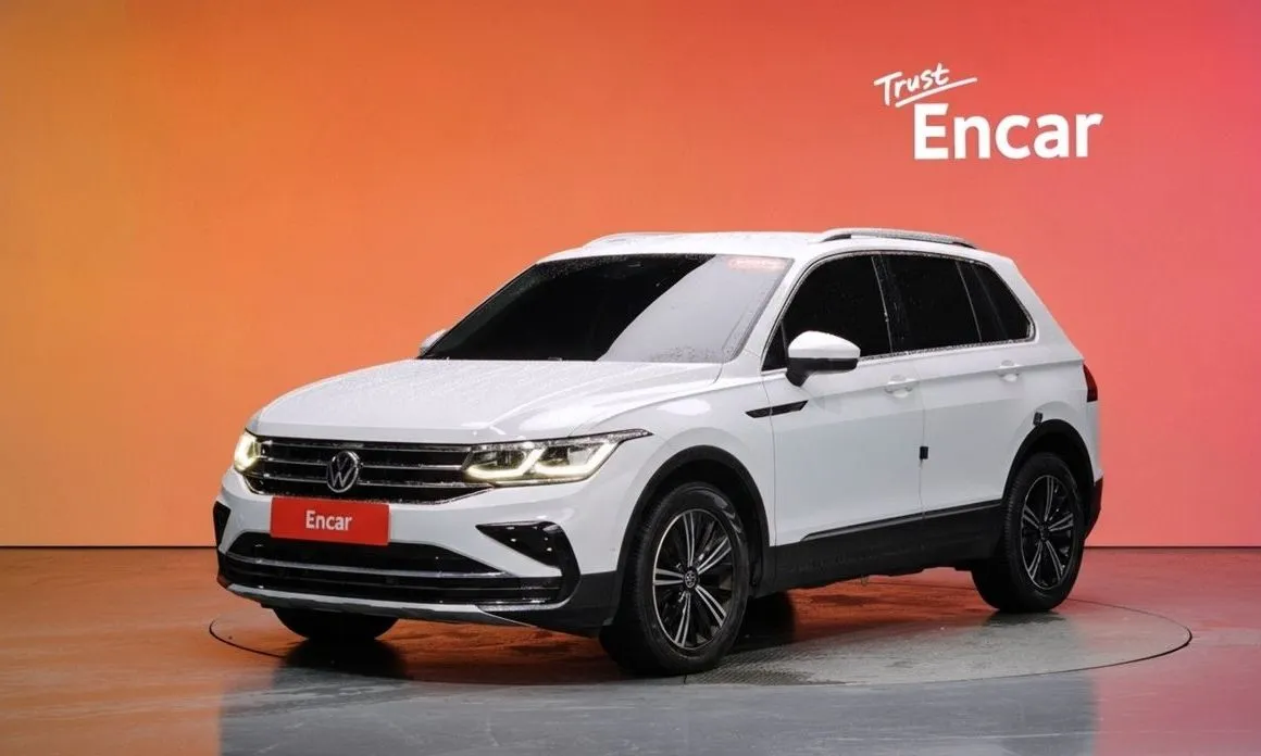Volkswagen Tiguan — фото 1