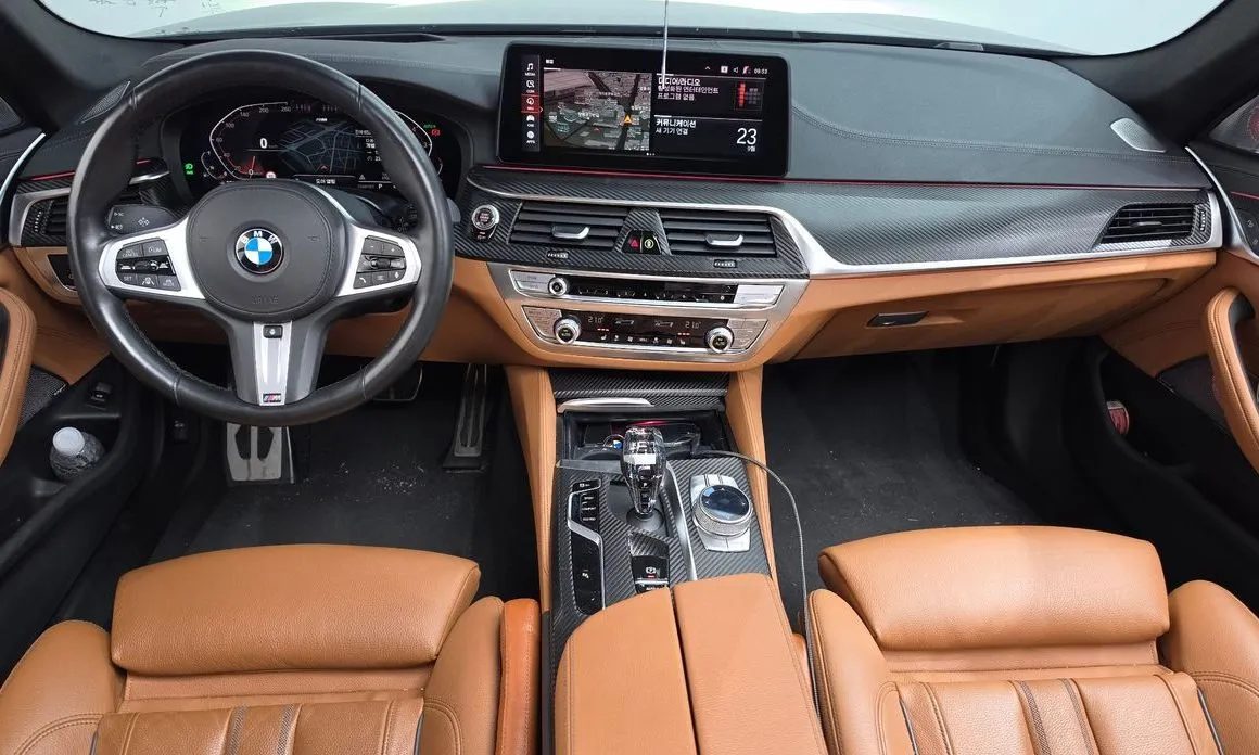 BMW 5-Series — фото 10