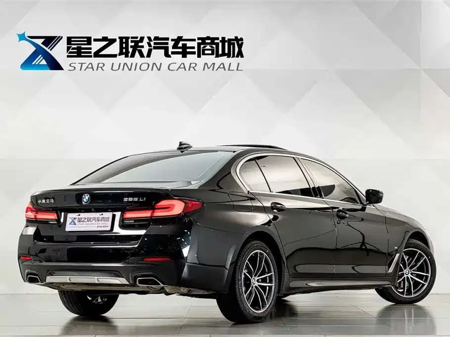 BMW 5 Series — фото 4