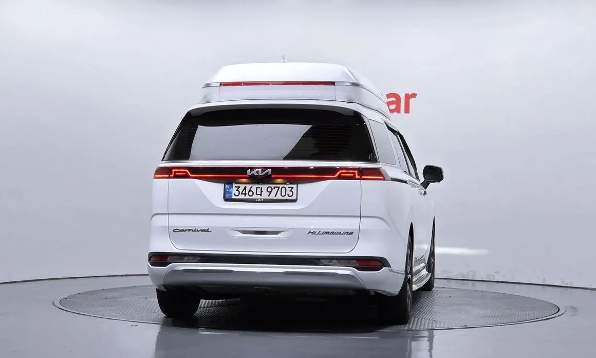 Kia Carnival — фото 10
