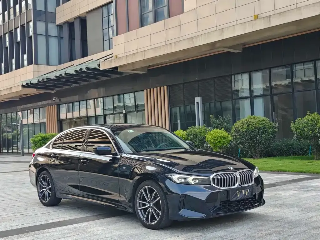 BMW 3 Series — фото 1