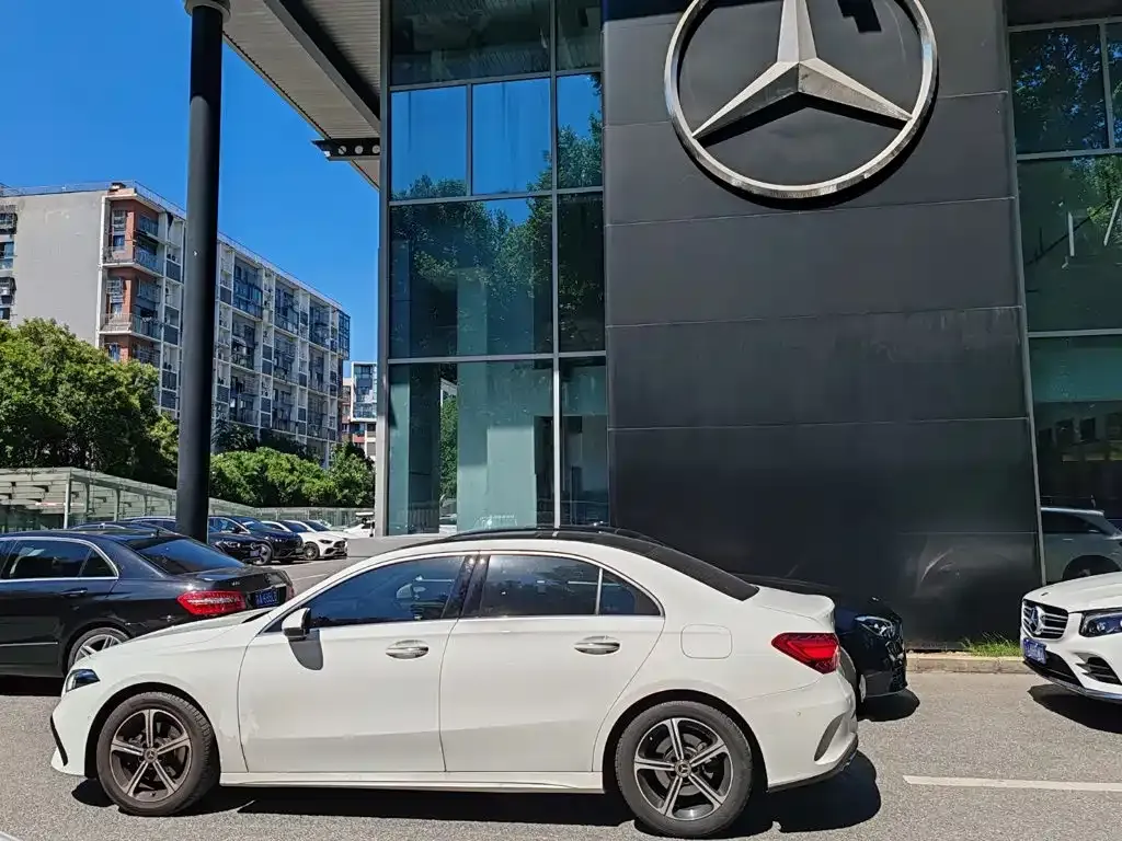 Mercedes-Benz A-Class — фото 4