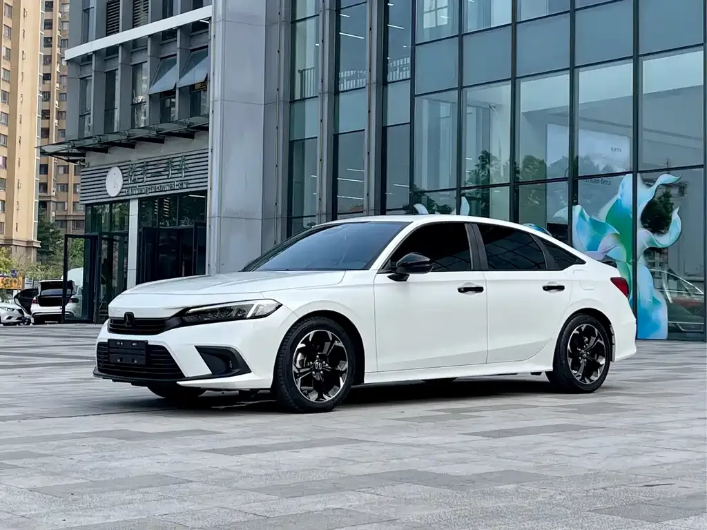 Honda Civic — фото 1