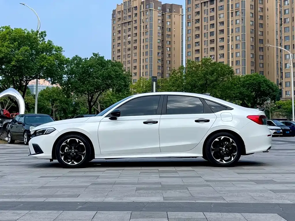 Honda Civic — фото 6
