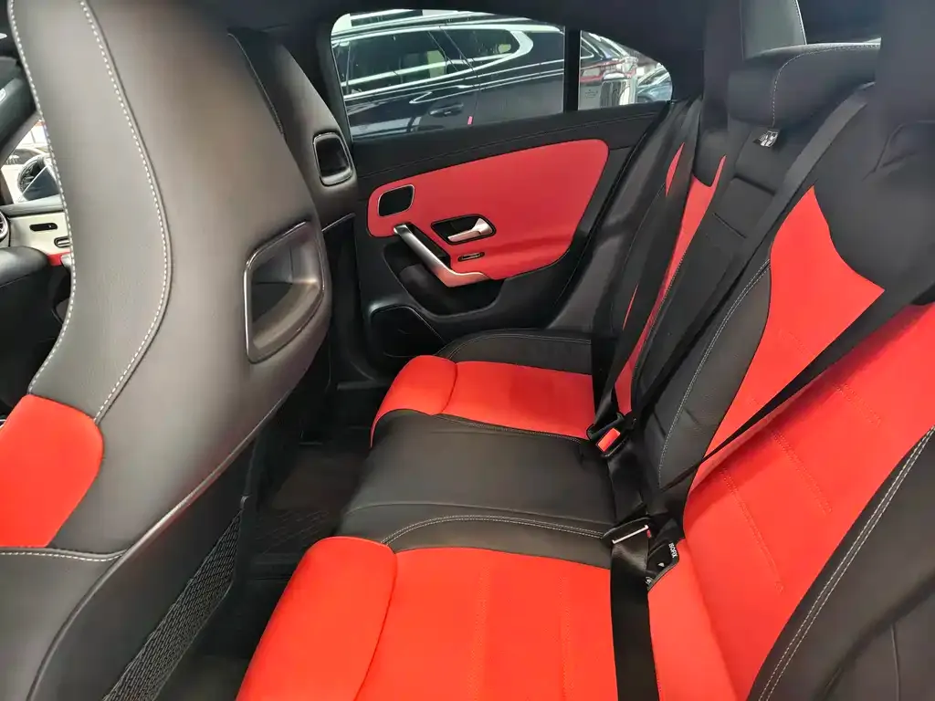 Mercedes-Benz CLA AMG — фото 3