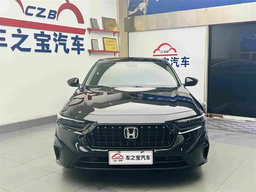 Honda Inspire — фото 8