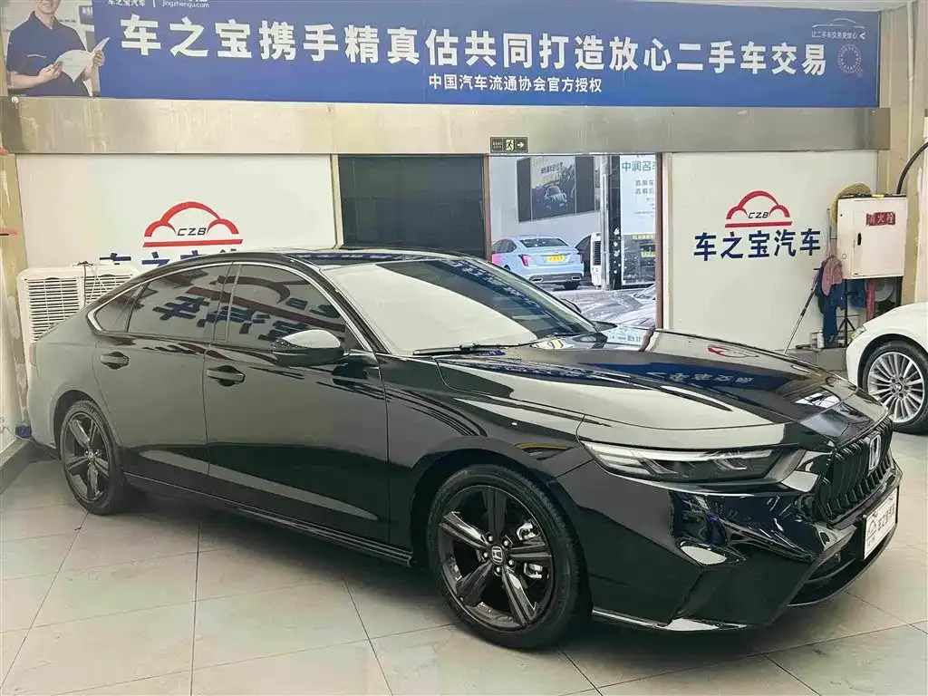 Honda Inspire — фото 6