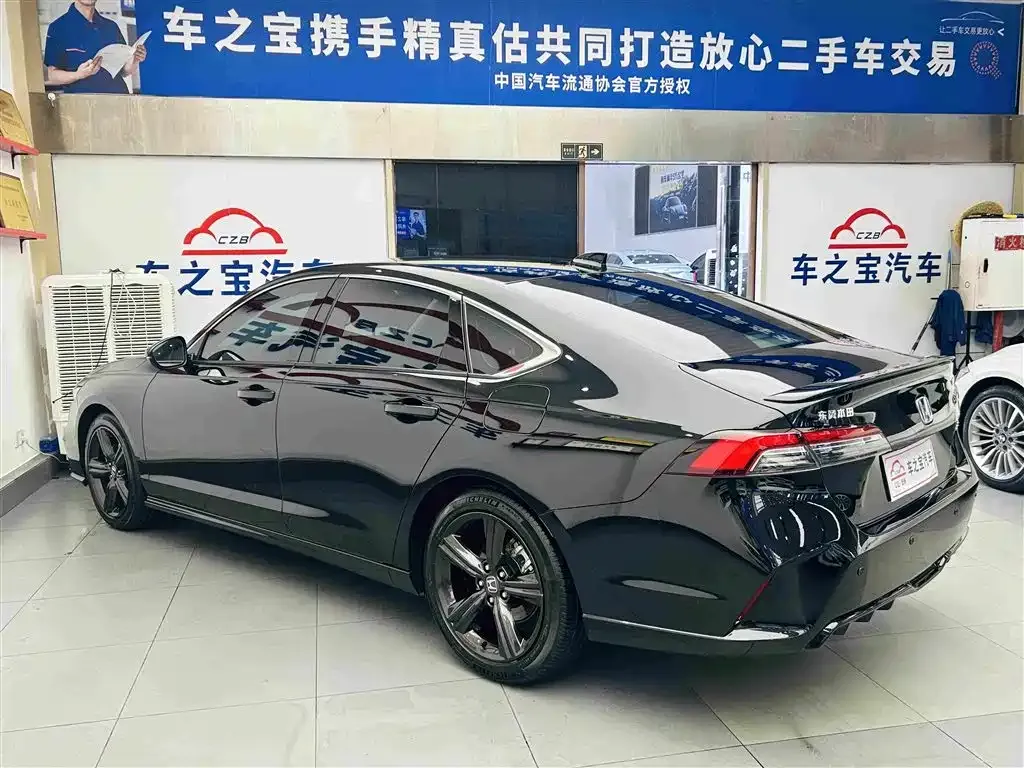 Honda Inspire — фото 4