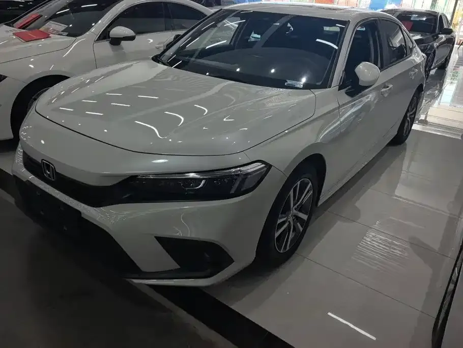 Honda Civic — фото 1