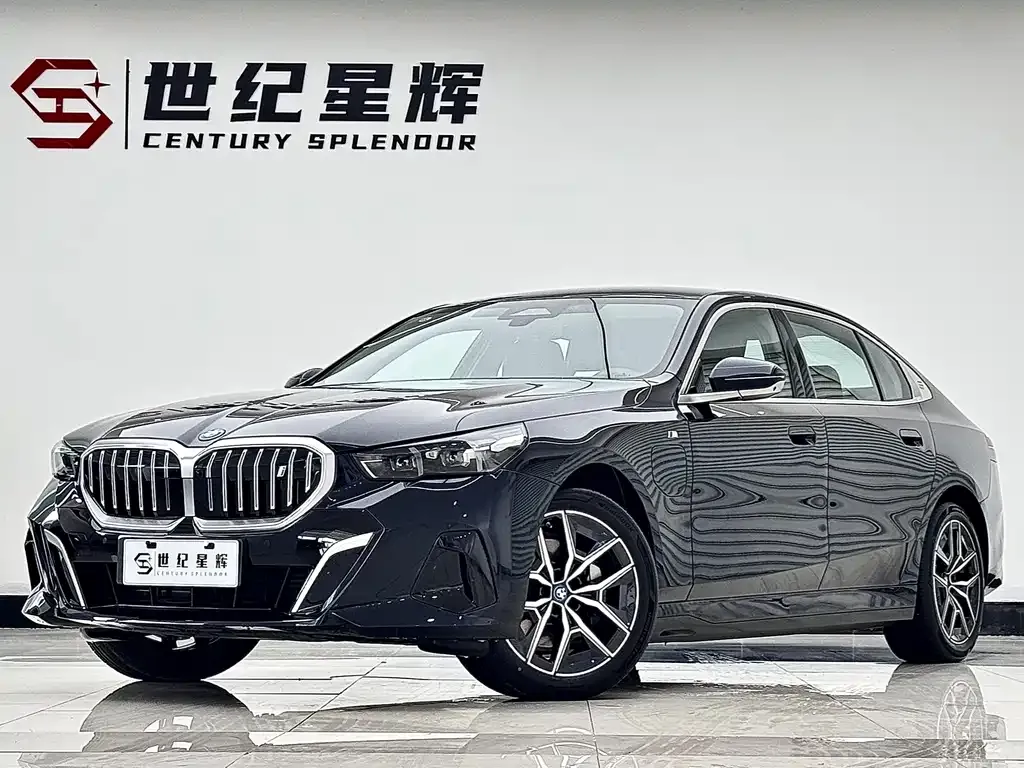 BMW i5 — фото 1