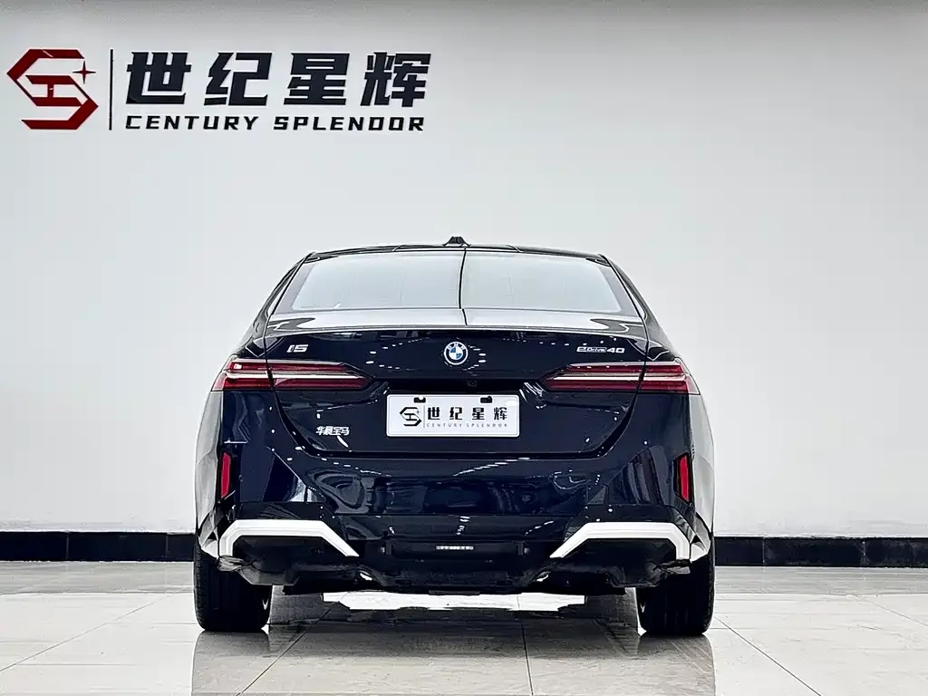BMW i5 — фото 4