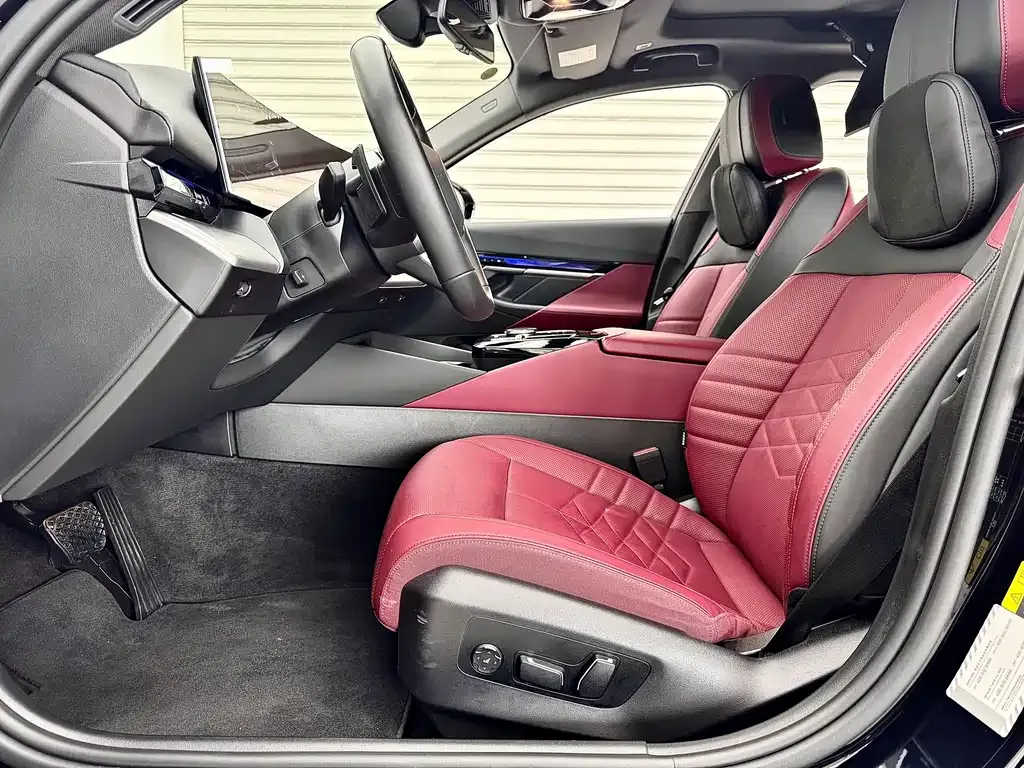BMW i5 — фото 5