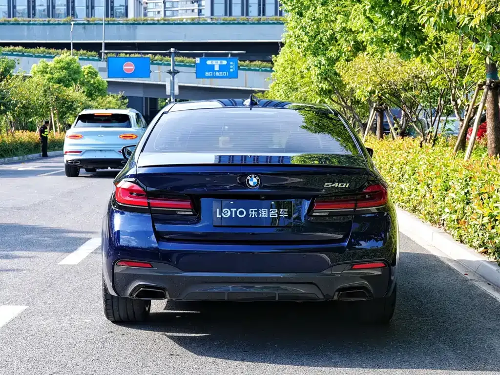 BMW 5 Series (Import) — фото 9