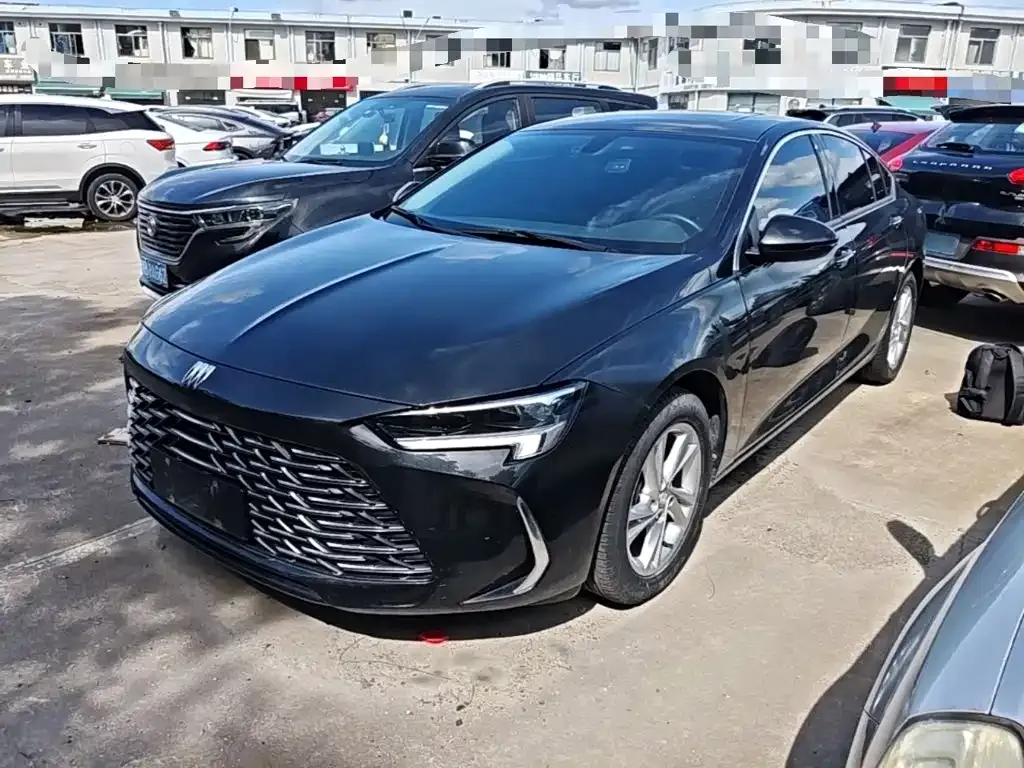 Buick Regal — фото 1