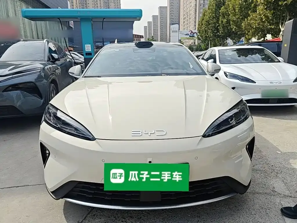 BYD Seal 07 DM-i — фото 8