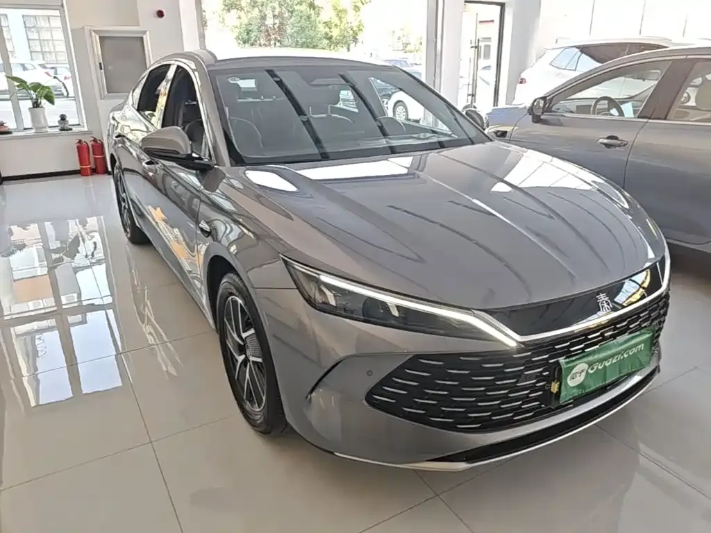 BYD Qin L — фото 6