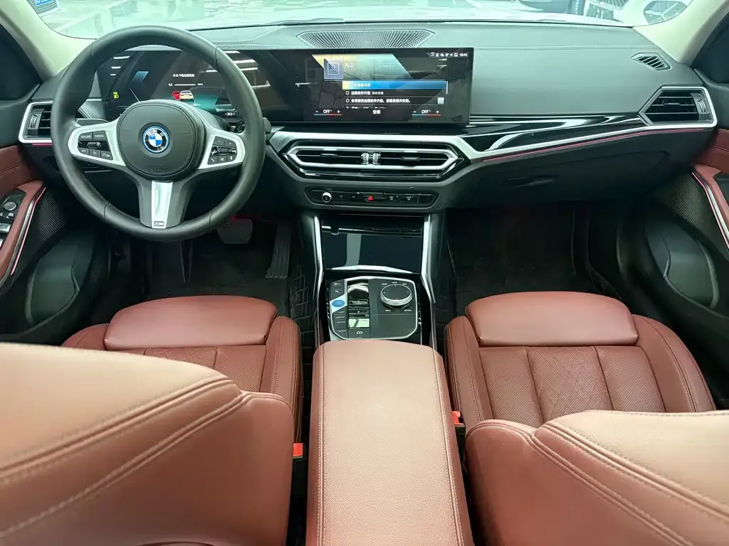 BMW i3 — фото 9